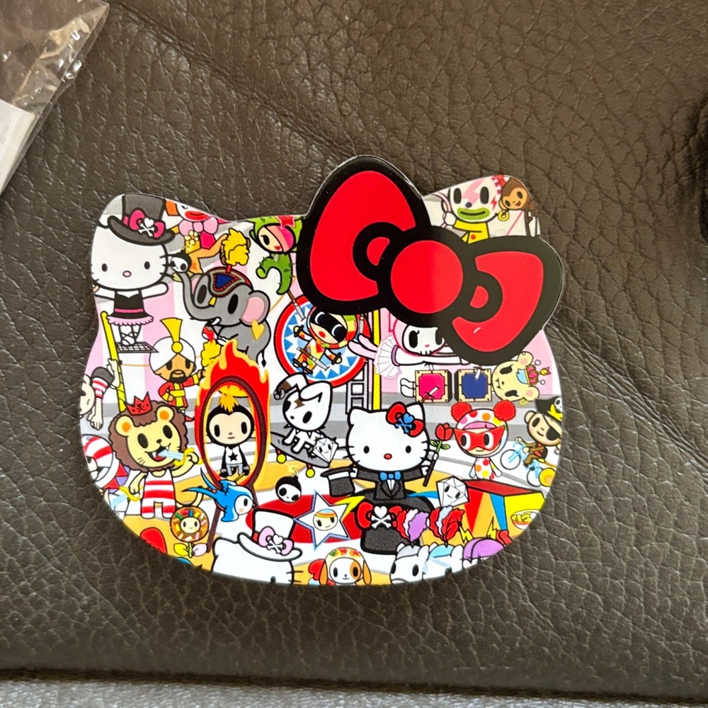 Hello kitty colorful character mirror compact
